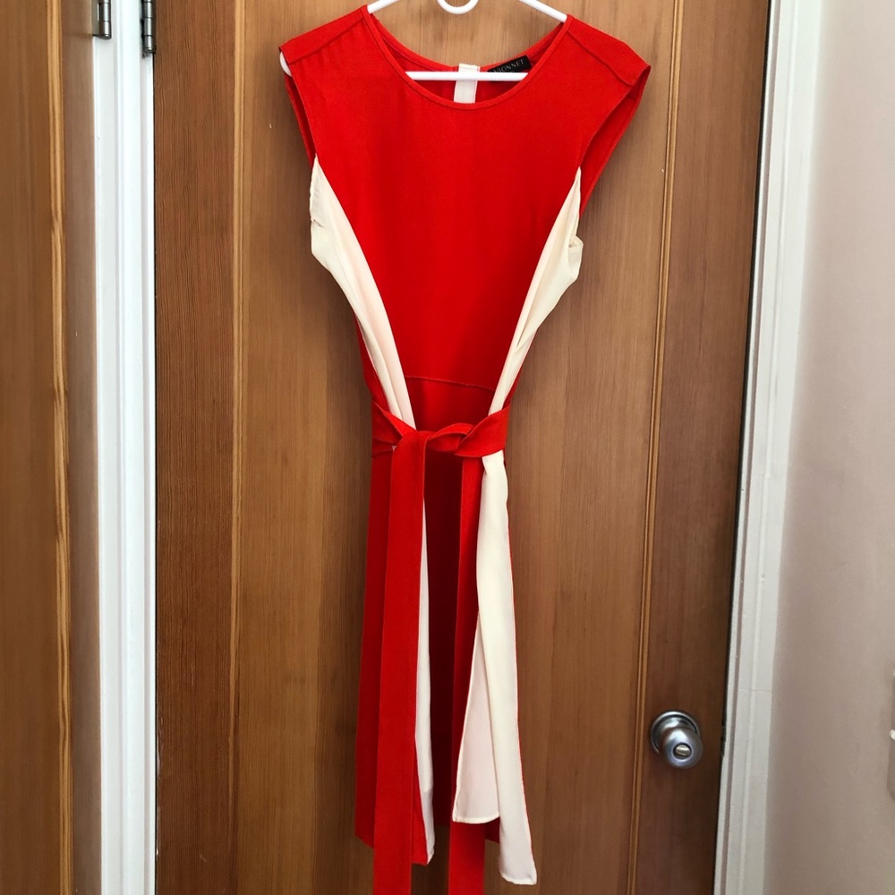 MOVING SALE!! 🚚🏠 ACCEPTING OFFERS ❤️ Vionnet Paris 🧡 Orange Dress